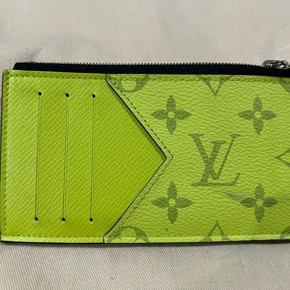 Louis Vuitton Lime Green Monogram Card Holder - Picture 2 of 10